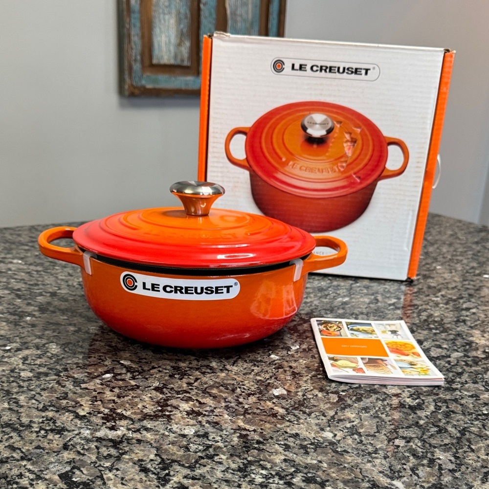 Le Creuset Volcanique Flame Cast Iron Dutch Oven Sauteuse oven 3.5 Qrt NEW